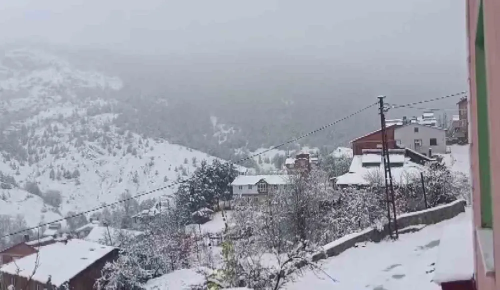 Sivas’ın yüksek kesimlerinde kar yağışı etkili oldu