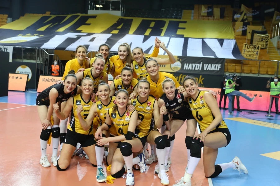 VakıfBank, final yolunda avantaj için sahaya çıkıyor