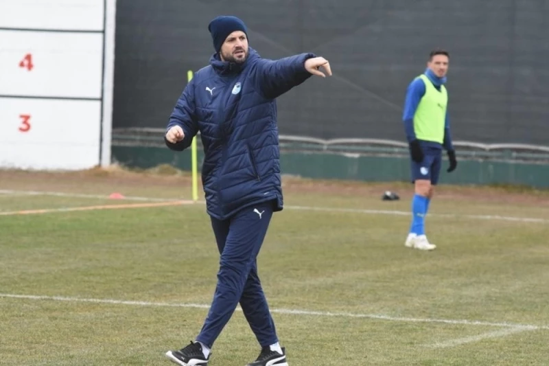 BB Erzurumspor’a teknik direktör dayanmıyor