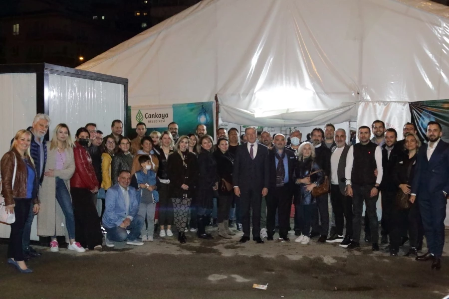 GENÇ GİRİŞİM VE YÖNETİŞİM DERNEĞİ İFTAR DAVETİ VERDİ GGYD BAŞKANI NEZİH ALLIOĞLU: “RAMAZAN AYINDA BİR ARADA OLMANIN HUZURUNU YAŞADIK”