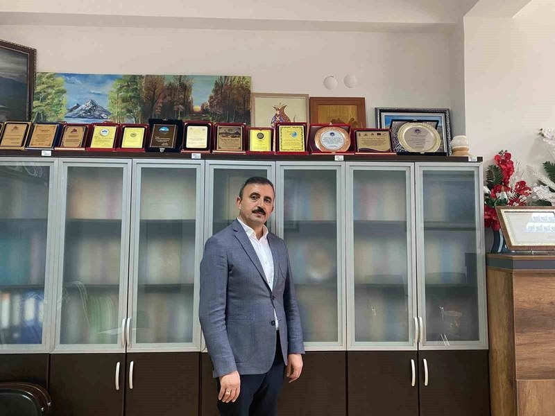 Prof. Dr. Kaya: 