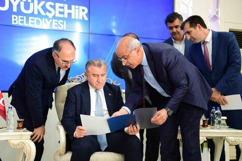 Bakan Bak: 