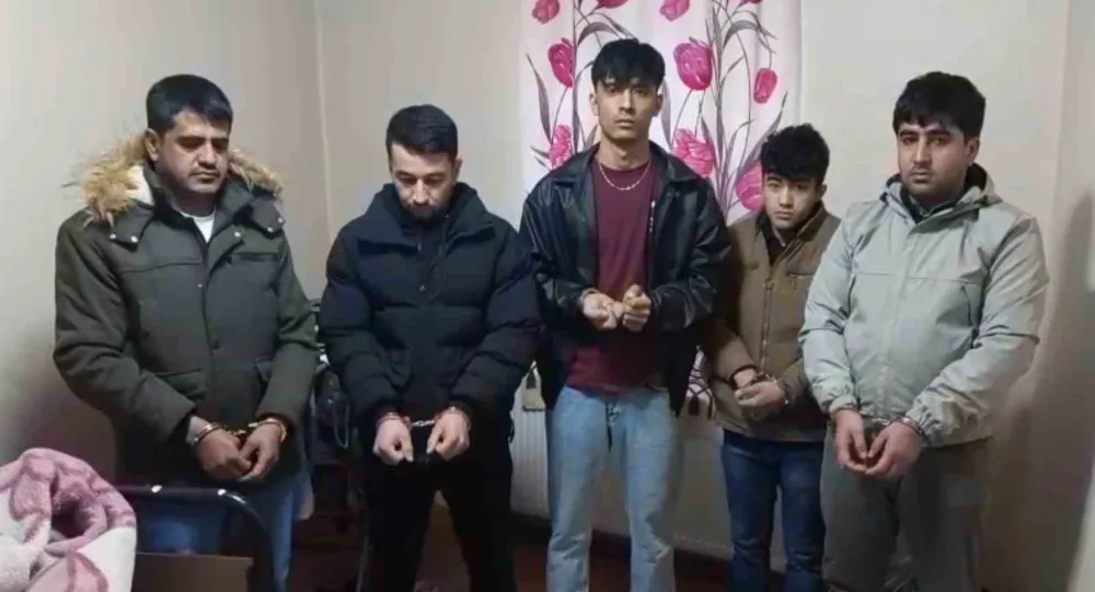 Bayburt’ta 5 düzensiz göçmen yakalandı