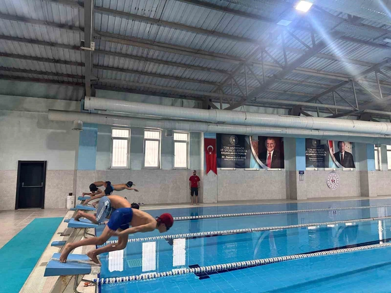 Ağrı’da Cumhuriyet’in 102. yılına özel spor şöleni