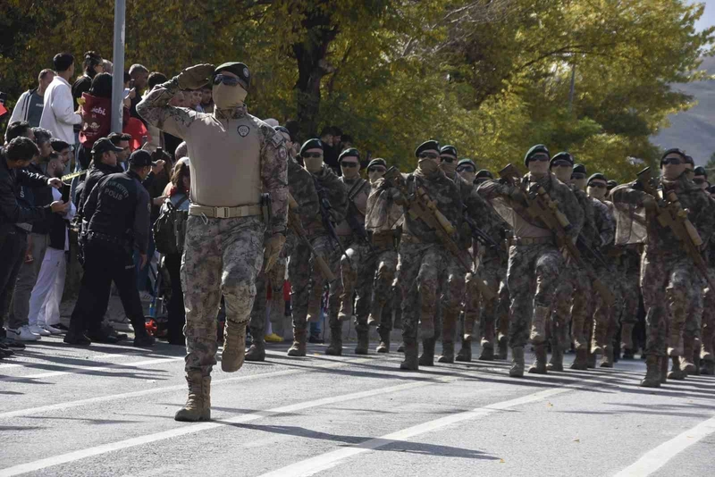 Bitlis’te Cumhuriyet Bayramı coşkusu