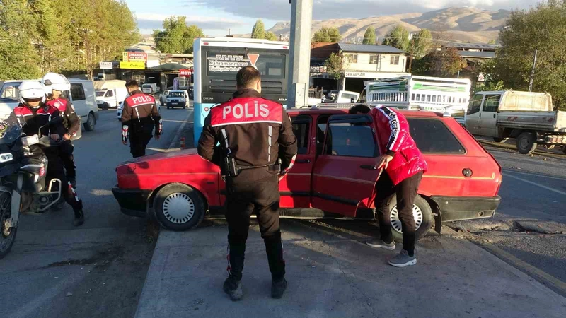 Polisin