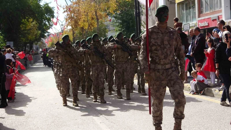 Van’da Cumhuriyet Bayramı coşkusu