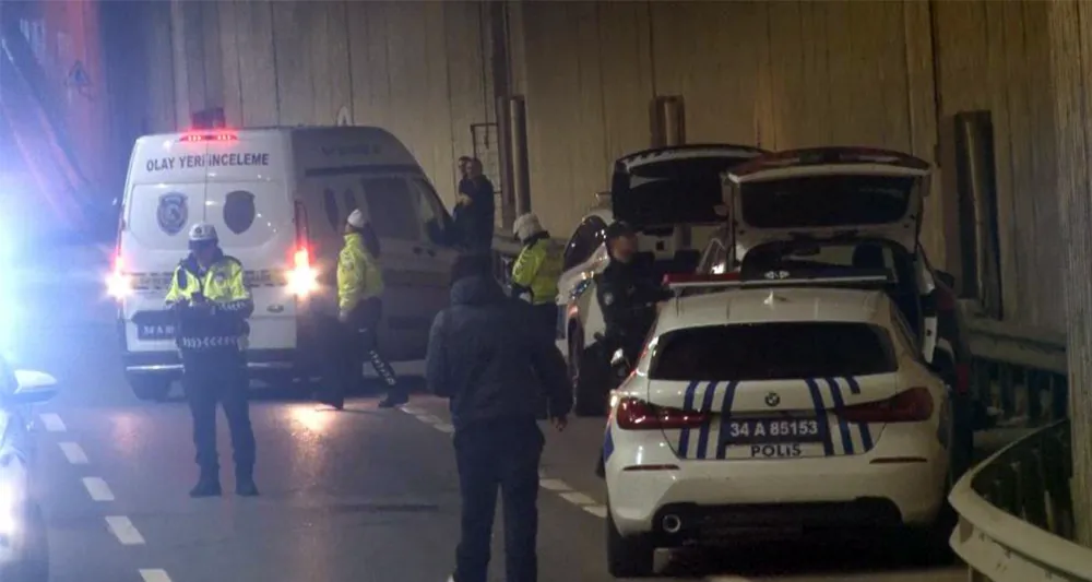 Beşiktaş’ta alt geçitte kontrolden çıkan motosiklet kaza yaptı: 1 ölü, 1 yaralı