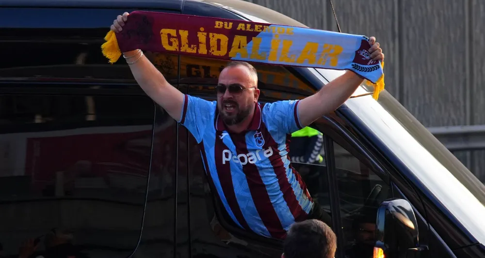 Trabzonspor taraftarı, RAMS Park’a geldi