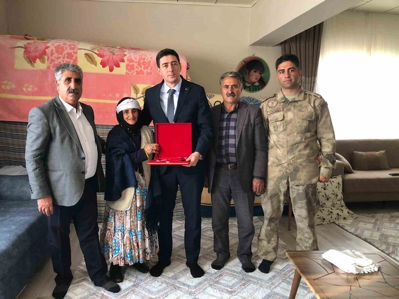 Kaymakam Erdoğan Şehit Ailesini Ziyaret Etti