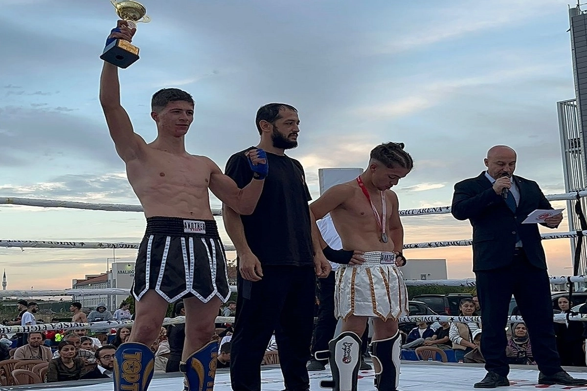 Pazaryeri Spor Kulübü Kick Boksta Büyük Başarı