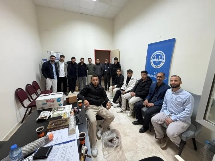  Bilecik’te İl Müftüsü Dilek üniversiteli gençlerle bir araya geldi