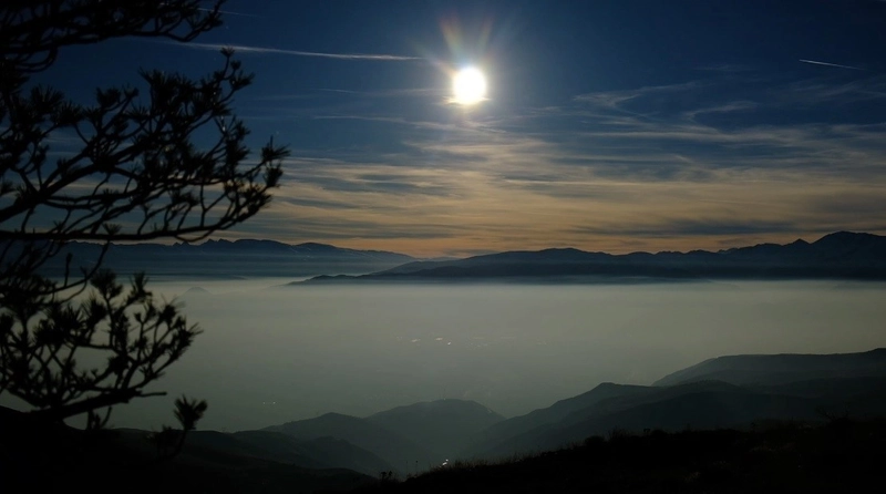 Erzincan Ovası Sis Denizine Büründü: Keşiş Dağları