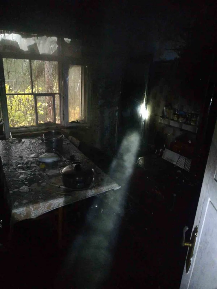 Mutfakta çıkan yangın söndürüldü