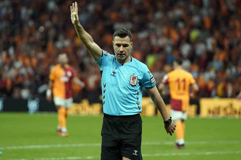 RAMS Başakşehir - Trabzonspor maçının VAR’ı Cihan Aydın oldu