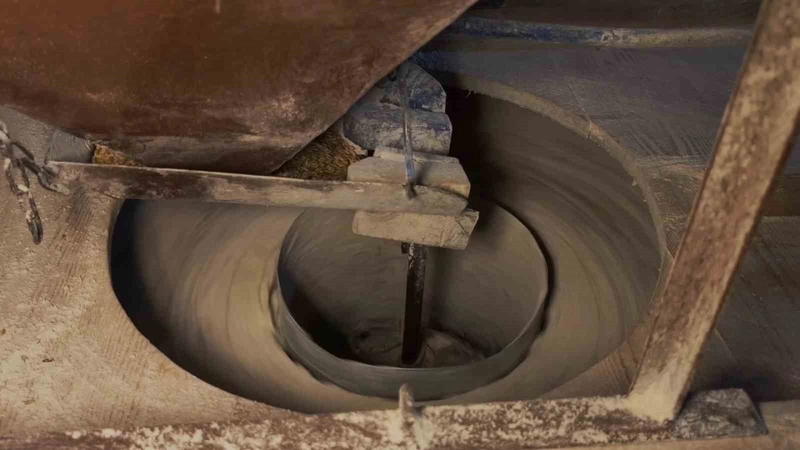 Dededen Toruna Asırlık Miras: Su Değirmeni Çarkları Hâlâ Dönüyor