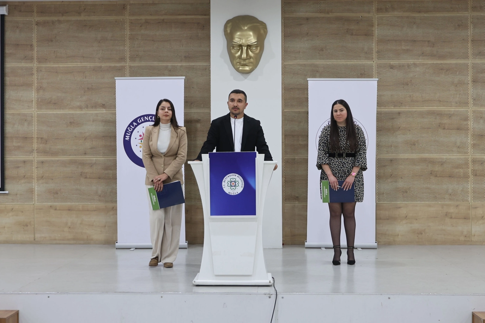 Muğla’da Gençlik Meclisi Yerel Yönetimde Söz Sahibi Oluyor