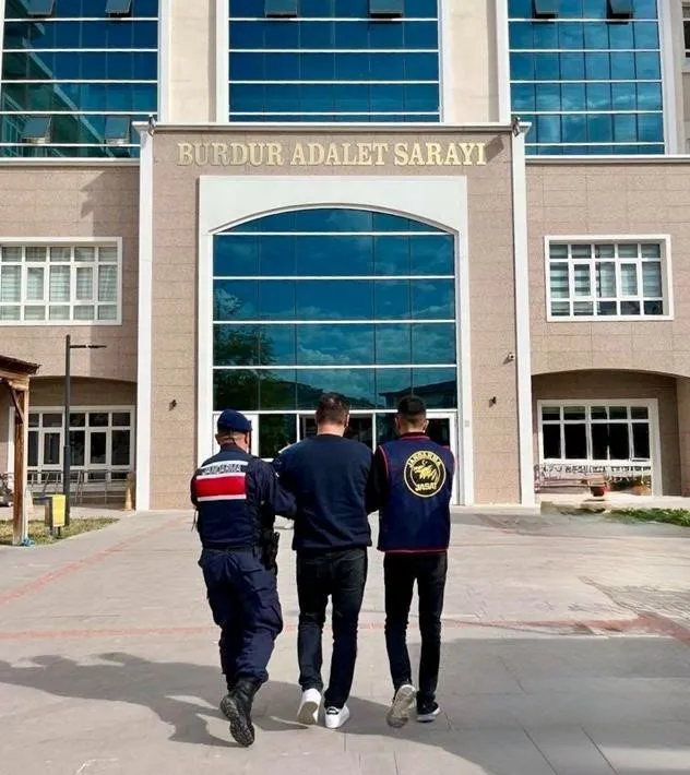 Burdur’da çelik kasa hırsızları yakalandı