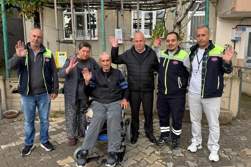 İhtiyaç Sahipleri İçin Akülü Tekerlekli Sandalye Desteği