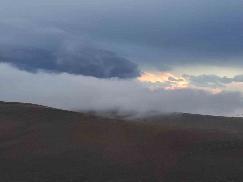 Yüksek Kesimlere Sis Çöktü
