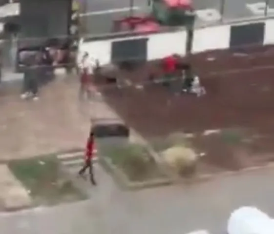 Diyarbakır’da 2 kişinin öldüğü silahlı kavga cep telefonu kamerasına yansıdı