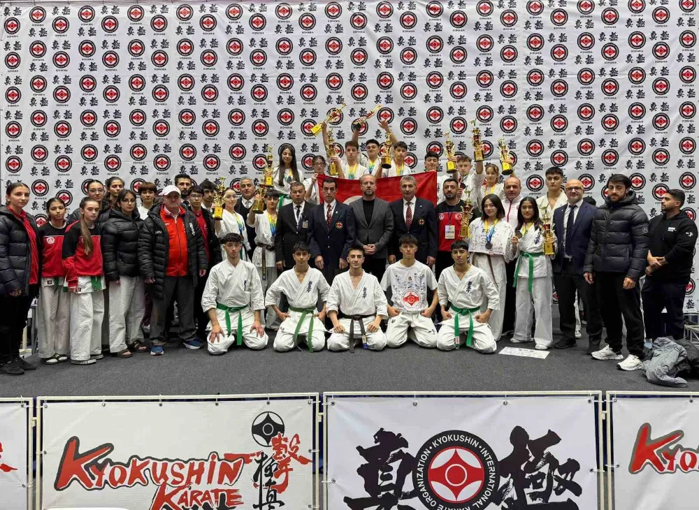 Avrupa’da Yıldırım rüzgarı