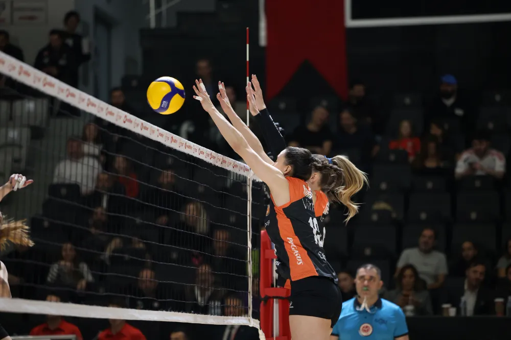 Eczacıbaşı Dynavit, Beşiktaş’ı 5 Setlik Mücadelede Devirdi