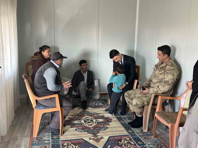 Digor Kaymakamı Kahraman Köy Ziyaretlerini Sürdürüyor