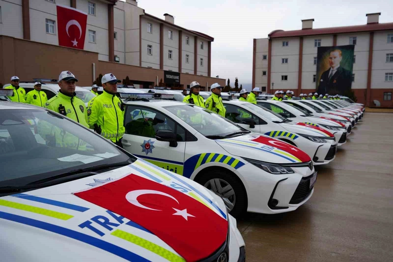 Erzincan’da Güvenlik Güçlerine 122 Yeni Araç Teslim Edildi