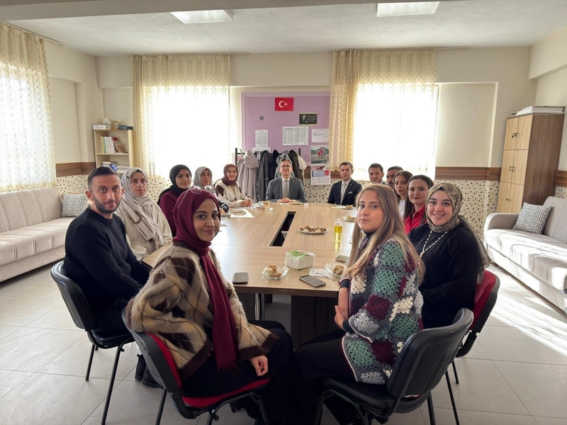 Kemaliye Kaymakamı Topkapı Köyü