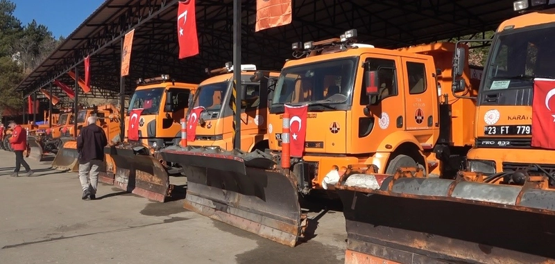 Tunceli 200 araç ve 842 arama kurtarma personeliyle kışa hazır
