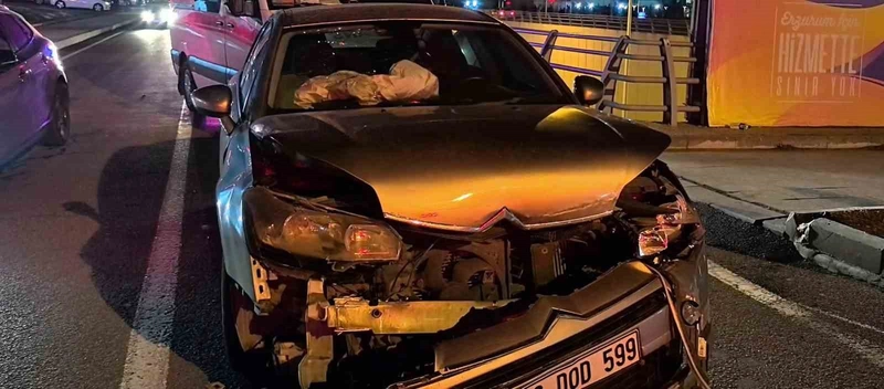 Erzurum Şehir Hastanesi Kavşağında Zincirleme Trafik Kazası