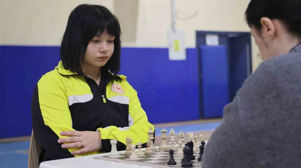 Aydın’da yurtlar arası satranç turnuvası başladı