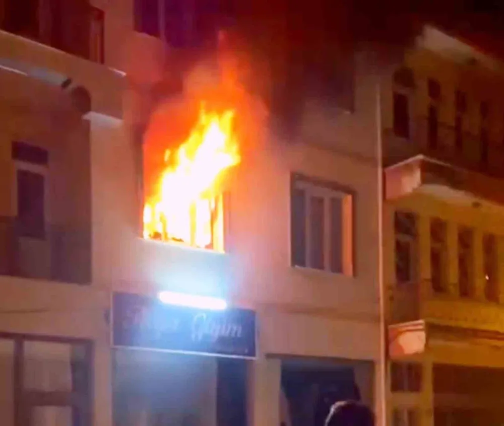 Aksaray’da apartmanda çıkan yangın ekiplerce söndürüldü