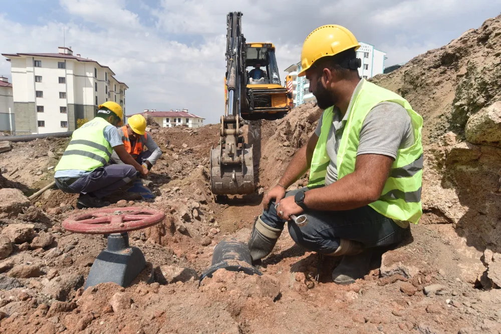 YAKUTİYE İLÇESİ HİLALKENT BÖLGESİNE EK 2 KM İÇME SUYU